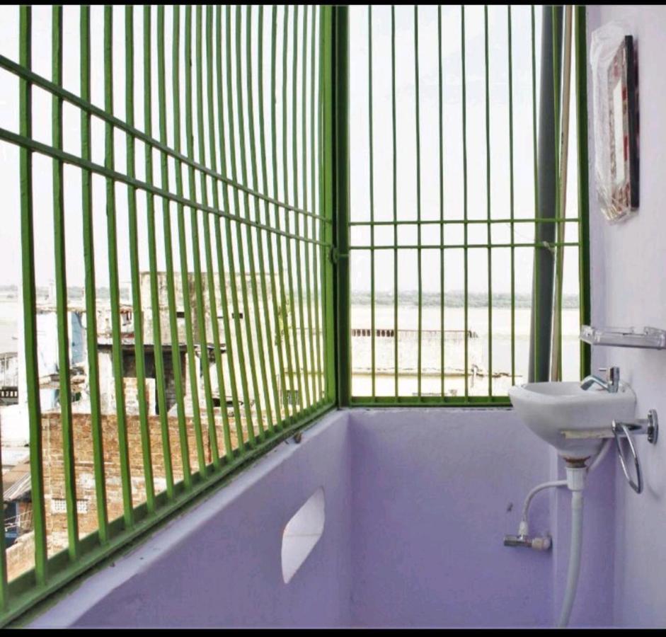 Monalisa Hostel Varanasi Bagian luar foto