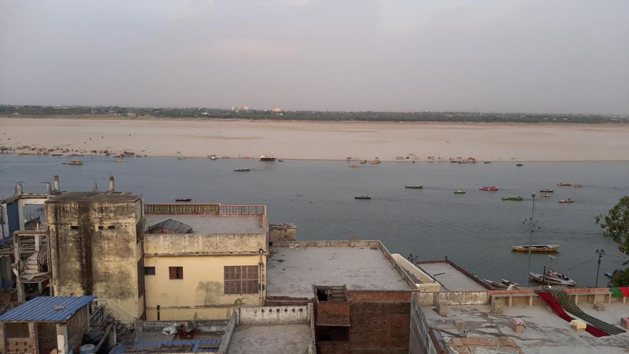 Monalisa Hostel Varanasi Bagian luar foto